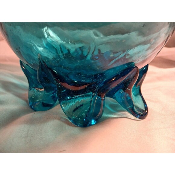 Teal Blue Hand Blown Art Glass Vase, Vintage, Swirled, Footed, Mexico, 8.5x5" - Picture 5 of 5